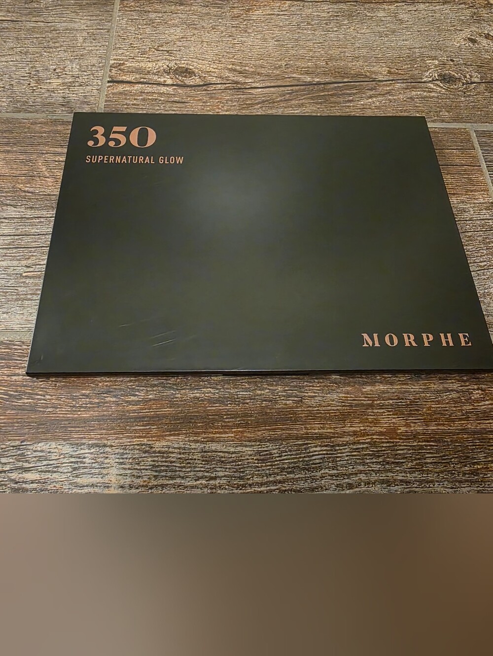 Morphe 350 Supernatural Glow